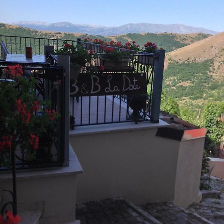 La Dote Bed & Breakfast ซานโตสเตฟาโน ดิ เซสซานีโอ ภายนอก รูปภาพ